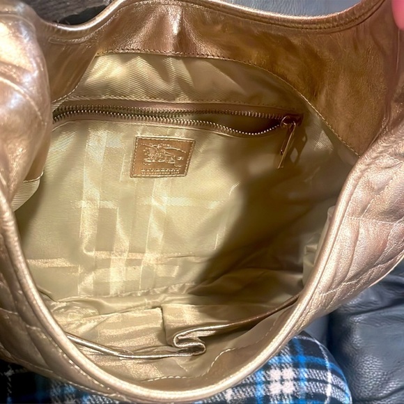 Burberry Brooke Gold Shoulder Bag - Picture 13 of 15